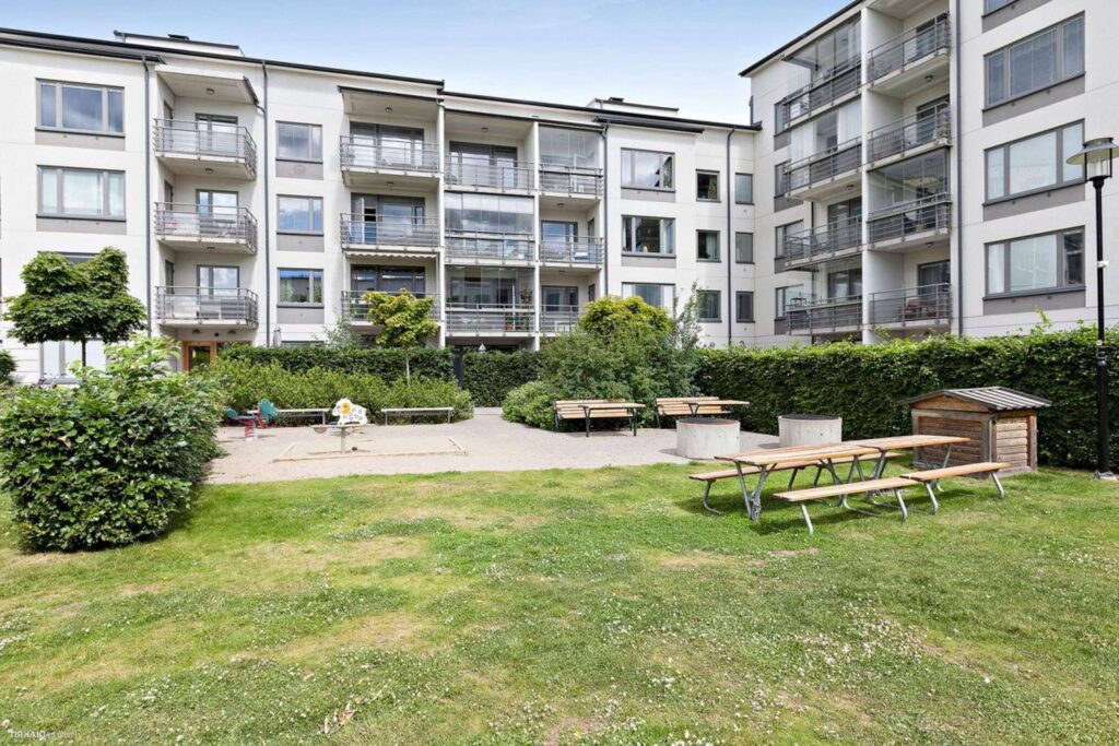 Renovering av badrum Bostadsrättsförening. Danderyd Mörby